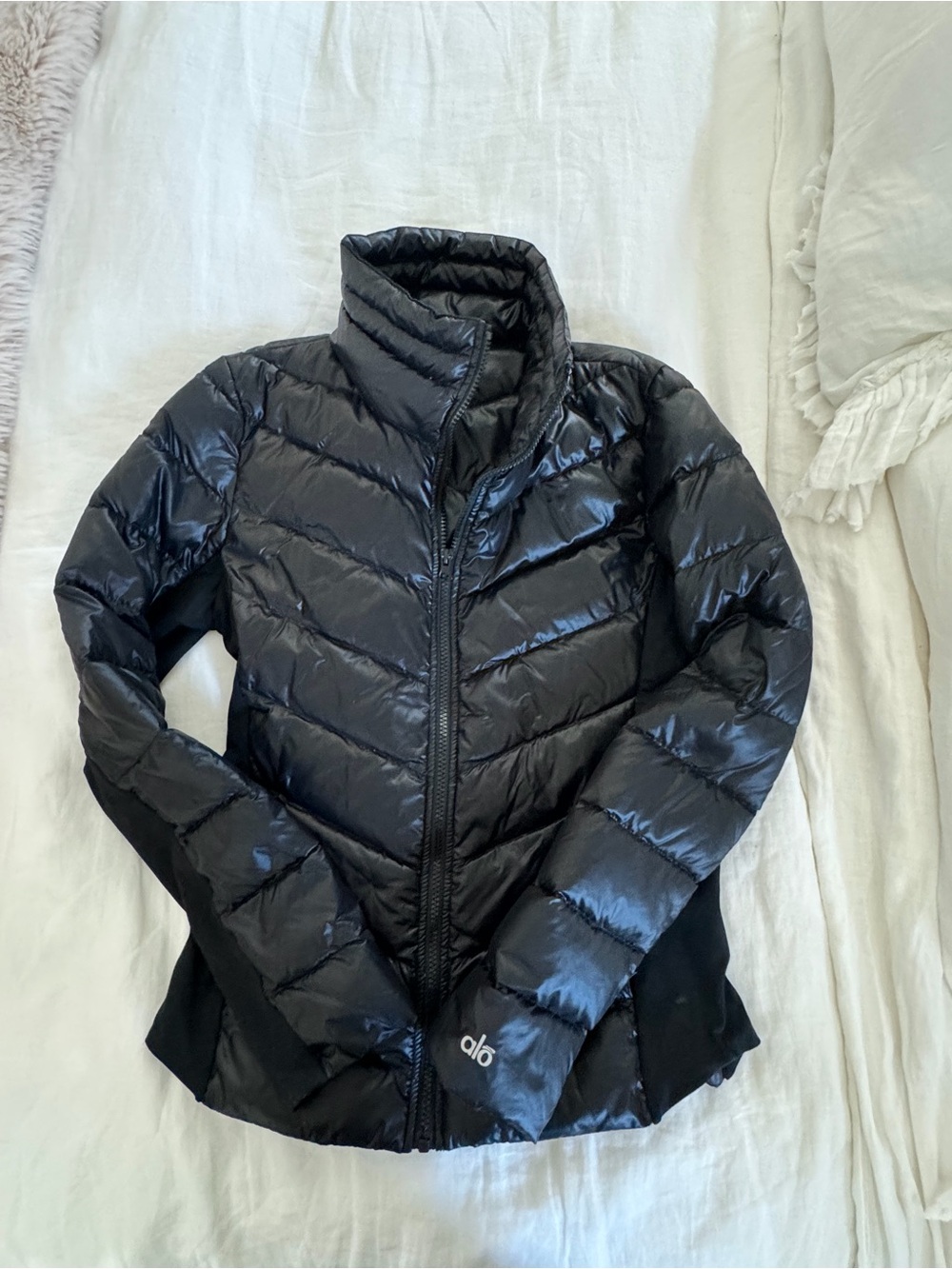 ALO Yoga Shiny Black Quilted Puffer Jacket